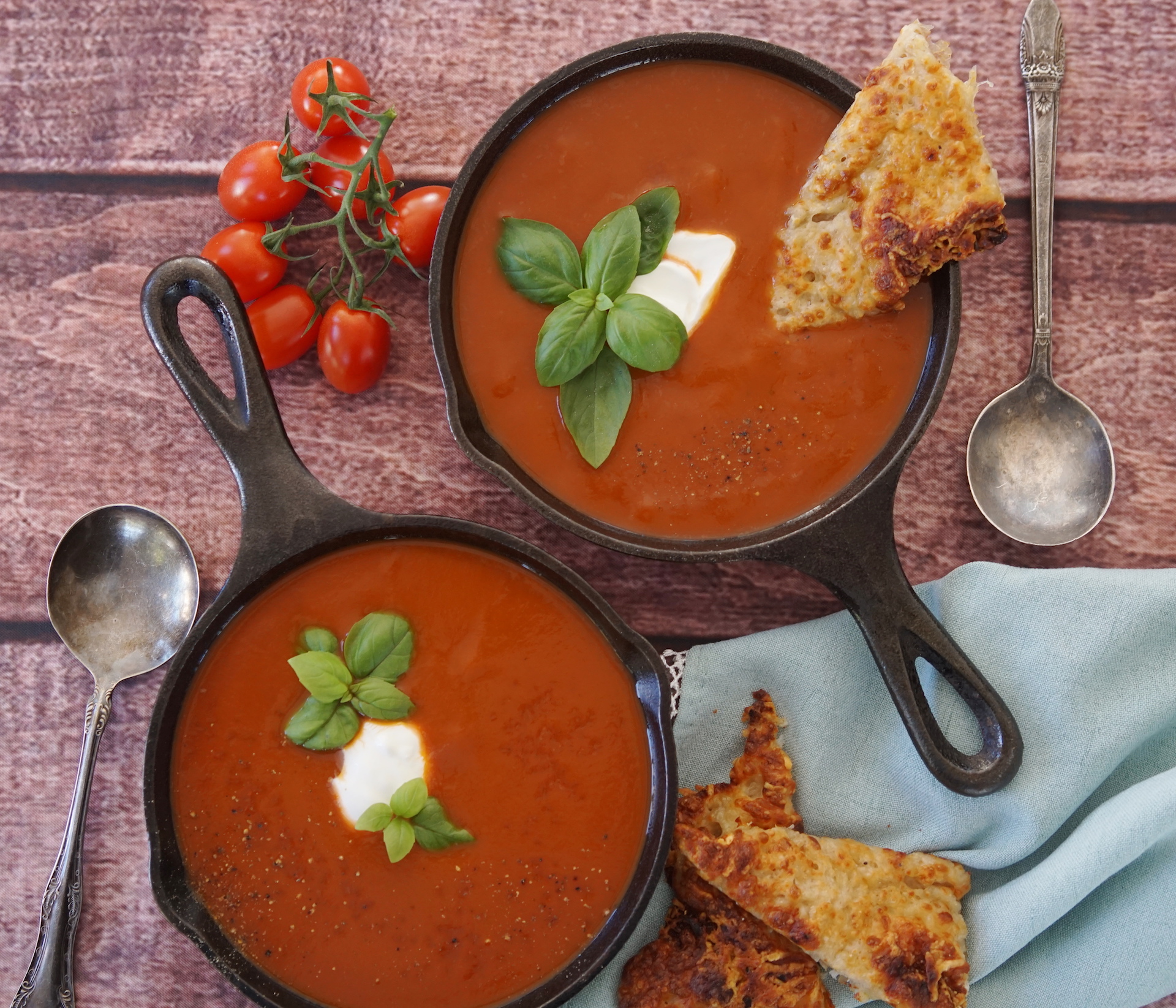 Tomato Soup with Cheesy Bread Emily Ellyn